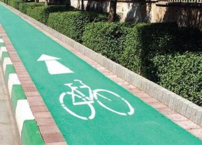 انتقاد از کوچک شدن پیاده رو ها برای احداث جهت دوچرخه