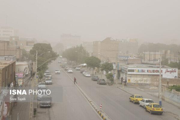 گرد و غبار شهرهای مرزی کرمانشاه را فرا گرفت