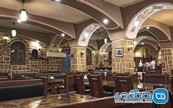 رستوران گناوه 1404: راهنمای جامع برترین رستورانهای دریایی و سنتی گناوه و برآورد قیمت غذای محلی